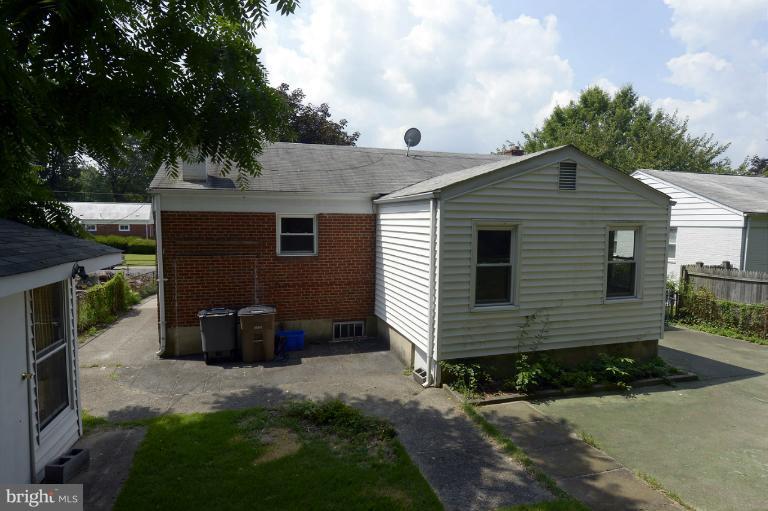 1110 Gilbert Road Rockville, MD 20851 - Photo 12 of 22 Exterior (Rear)
