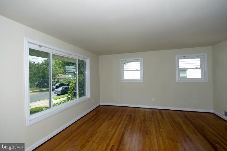 1110 Gilbert Road Rockville, MD 20851 - Photo 13 of 22 Living Room