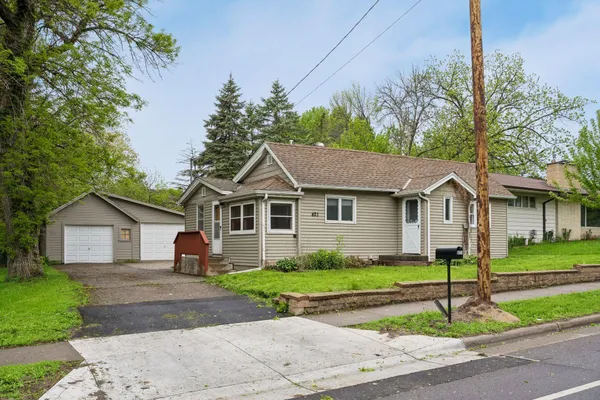 $179,900 | 421 Buffalo Avenue South, Montrose, MN 55363
