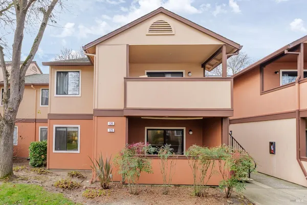 $358,000 | 8201 Camino Colegio, Unit 123, Rohnert Park, CA 94928