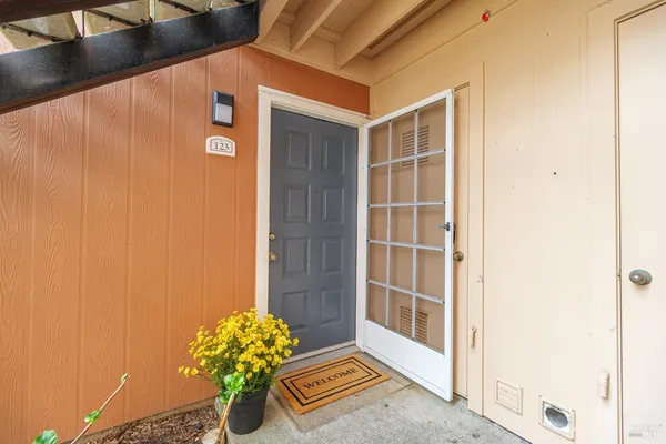 $358,000 | 8201 Camino Colegio, Unit 123, Rohnert Park, CA 94928