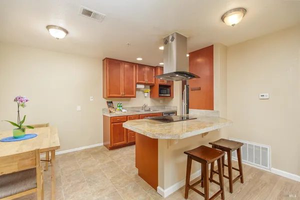 $358,000 | 8201 Camino Colegio, Unit 123, Rohnert Park, CA 94928