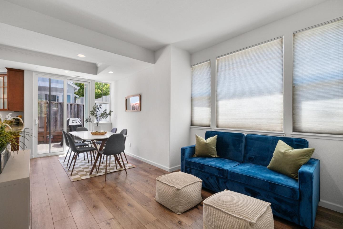 102 Reed Way Santa Cruz, CA 95060 - Photo 8 of 33 Gallery Image 8