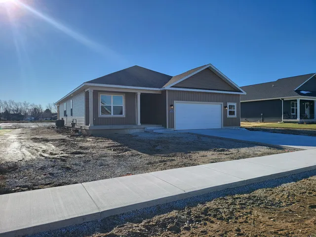 $451,500 | 4839 Richard Drive, Lowell, IN 46356