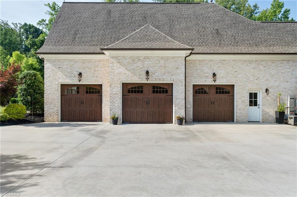 6323 Nesting Way Oak Ridge, NC 27310 - Photo 6 of 50