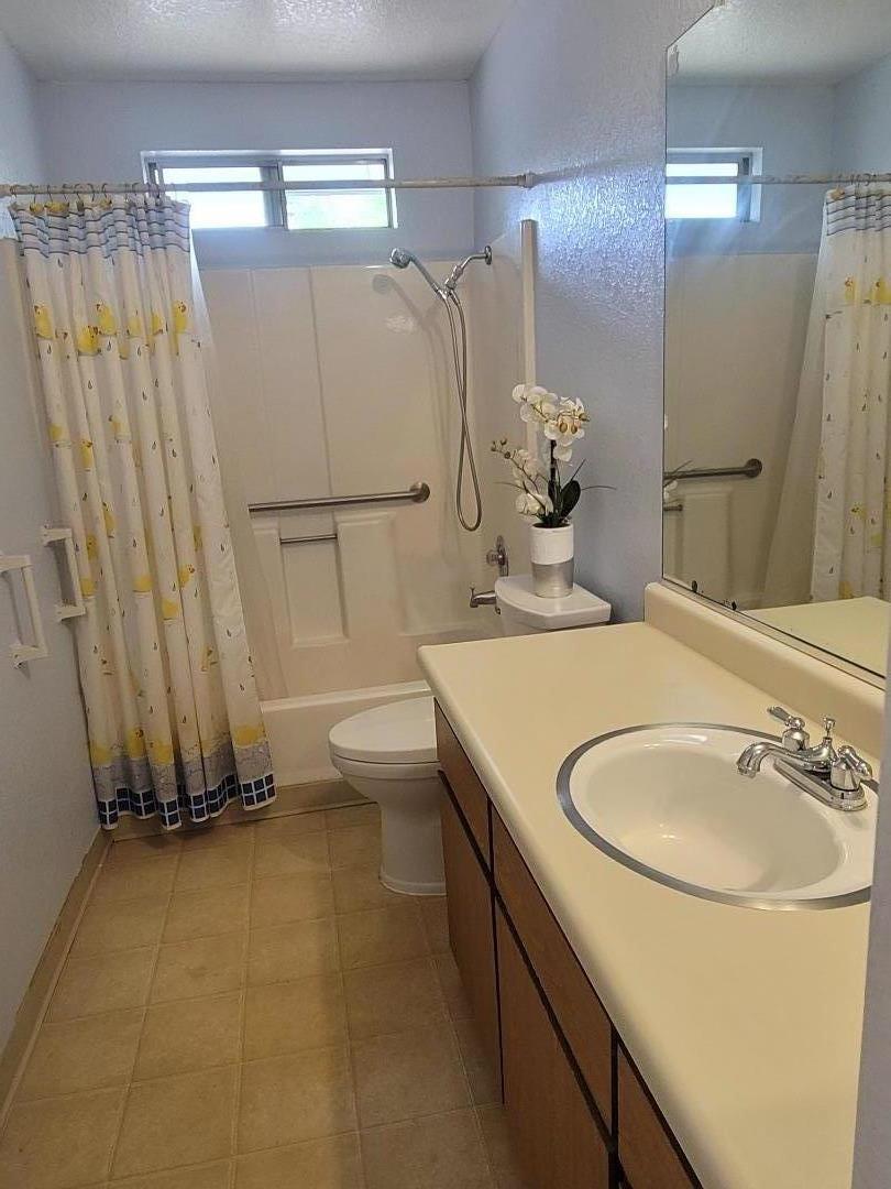 1801 Theron Way Modesto, CA 95351 - Photo 14 of 24