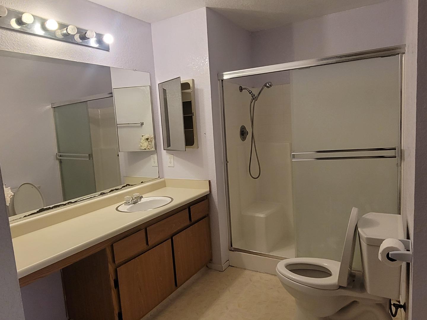 1801 Theron Way Modesto, CA 95351 - Photo 19 of 24