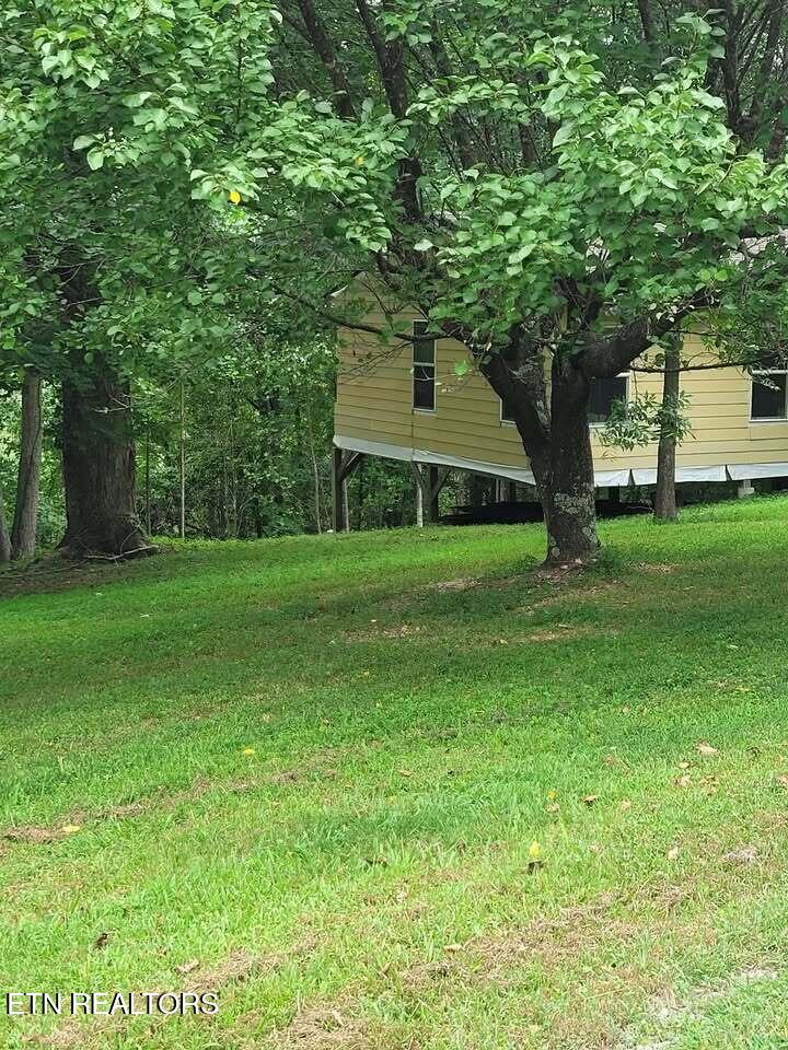 465 Sunset Rdg Lane Hilham, TN 38568 - Photo 2 of 13 655928933_1887432501937165_9383460646511