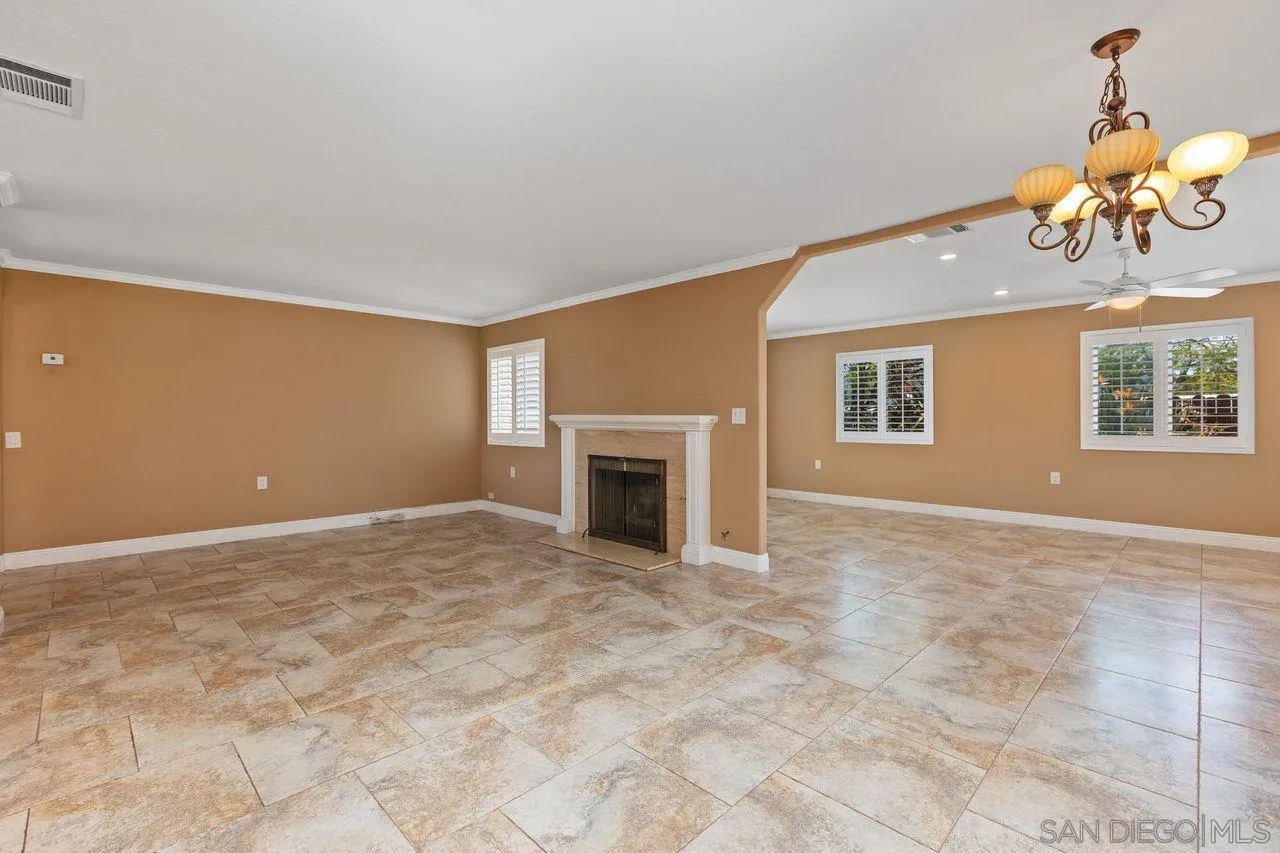 12447 Horado Road San Diego, CA 92128 - Photo 11 of 39