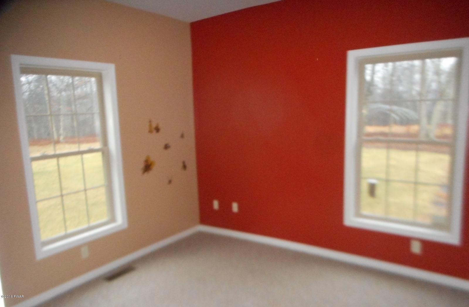 127 Hartman Hill Road Milford, PA 18337 - Photo 7 of 11