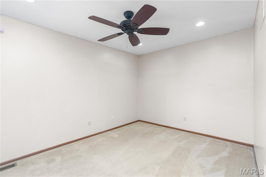2559 Barrett Pl Drive Ballwin, MO 63021 - Photo 25 of 38