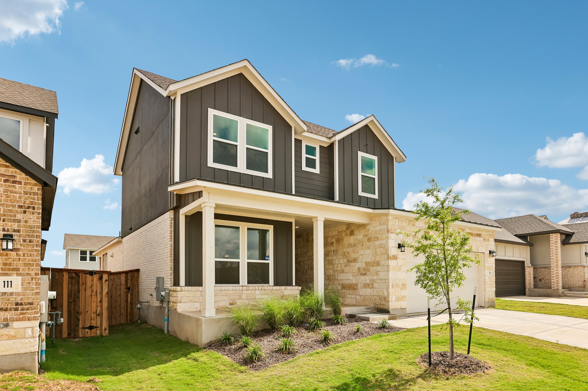 121 Prodigal Way Kyle, TX 78640 - Photo 3 of 40
