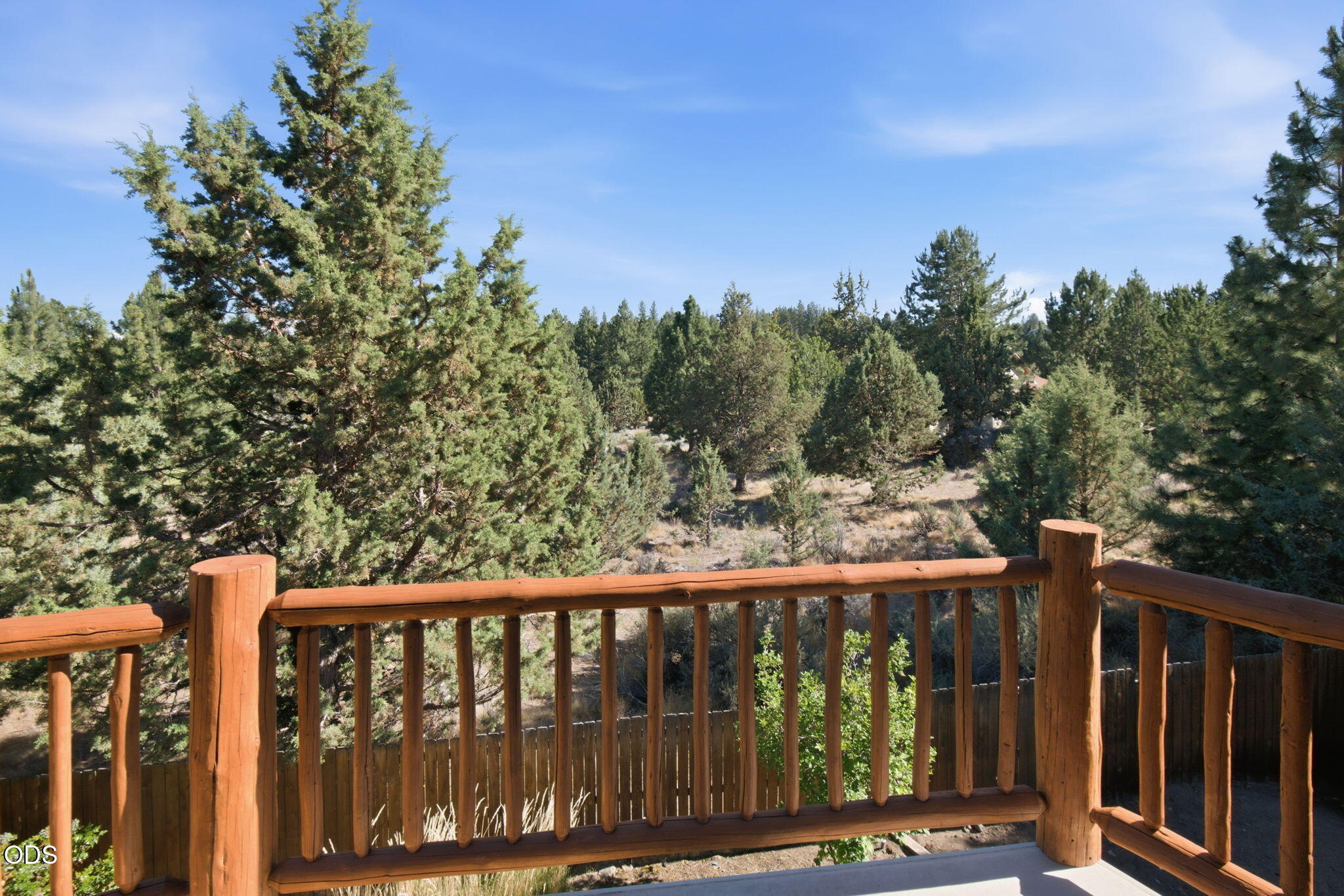 20483 Southeast Blue Ridge Lane Bend, OR 97702 - Photo 20 of 44