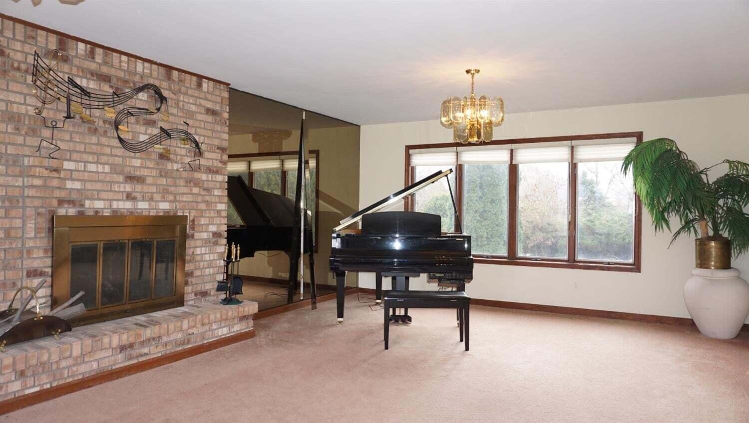 72 West Willis Road Saline, MI 48176 - Photo 14 of 18 72 13