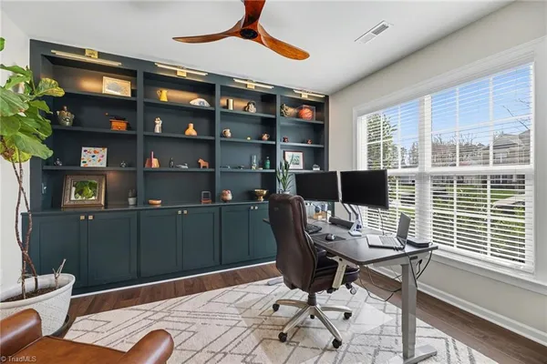 $575,000 | 6002 Stone Valley Way, Greensboro, NC 27455