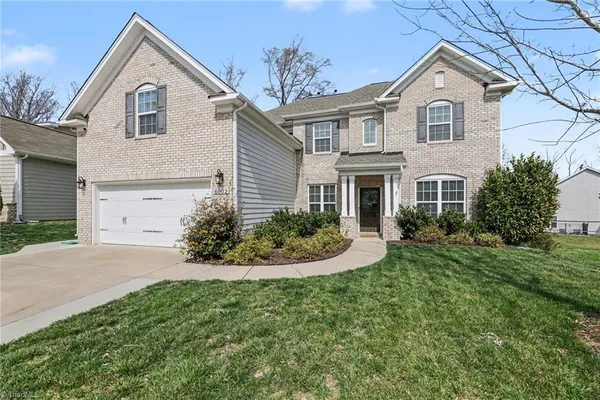 $575,000 | 6002 Stone Valley Way, Greensboro, NC 27455
