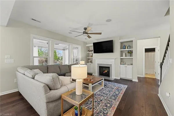 $575,000 | 6002 Stone Valley Way, Greensboro, NC 27455