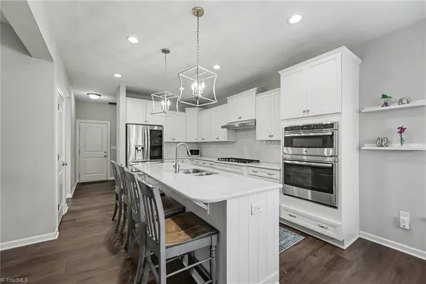 $575,000 | 6002 Stone Valley Way, Greensboro, NC 27455