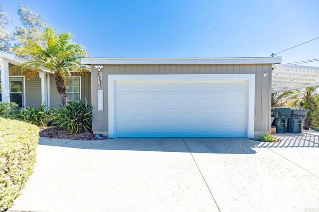 $1,050,000 | 224 Astro Court, Vista, CA 92083