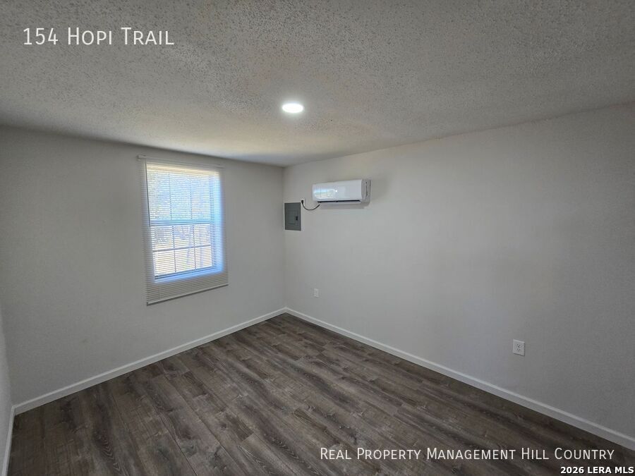 154 Hopi Trail Bandera, TX 78003 - Photo 10 of 14