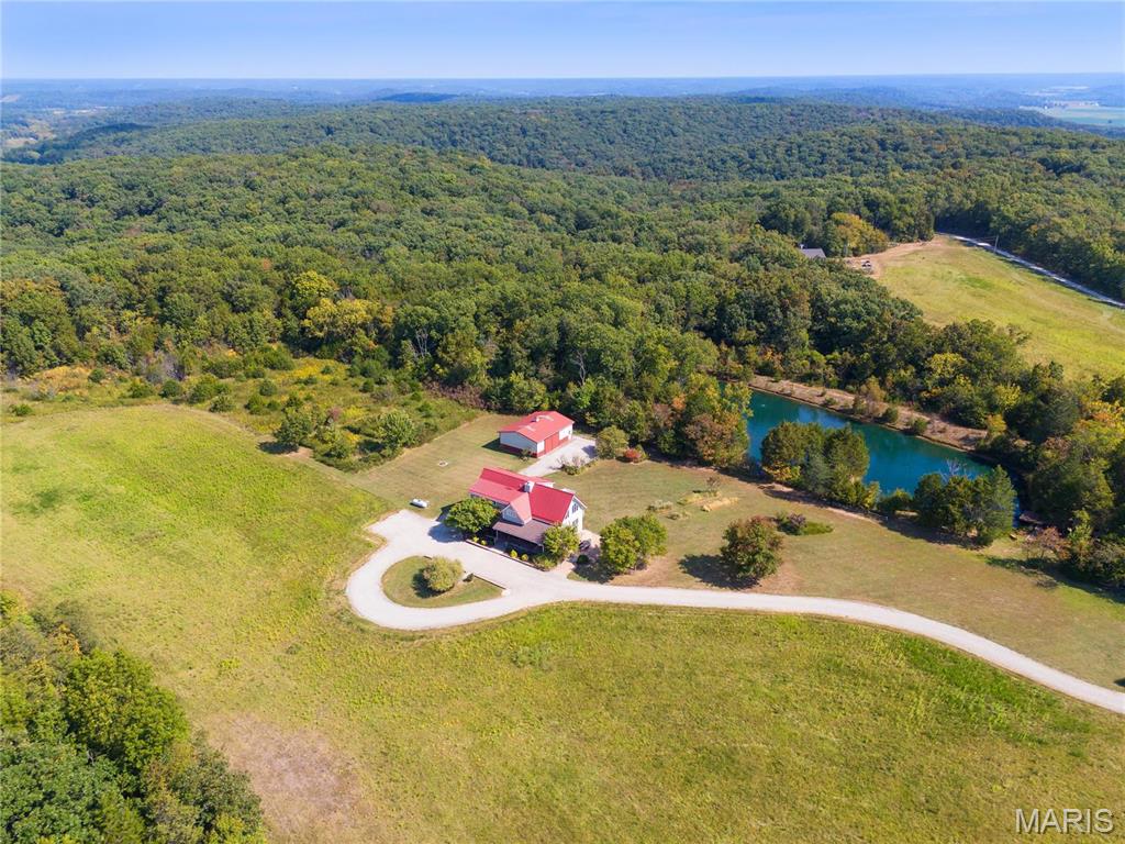 507 Leach Branch Road Hermann, MO 65041 - Photo 8 of 95