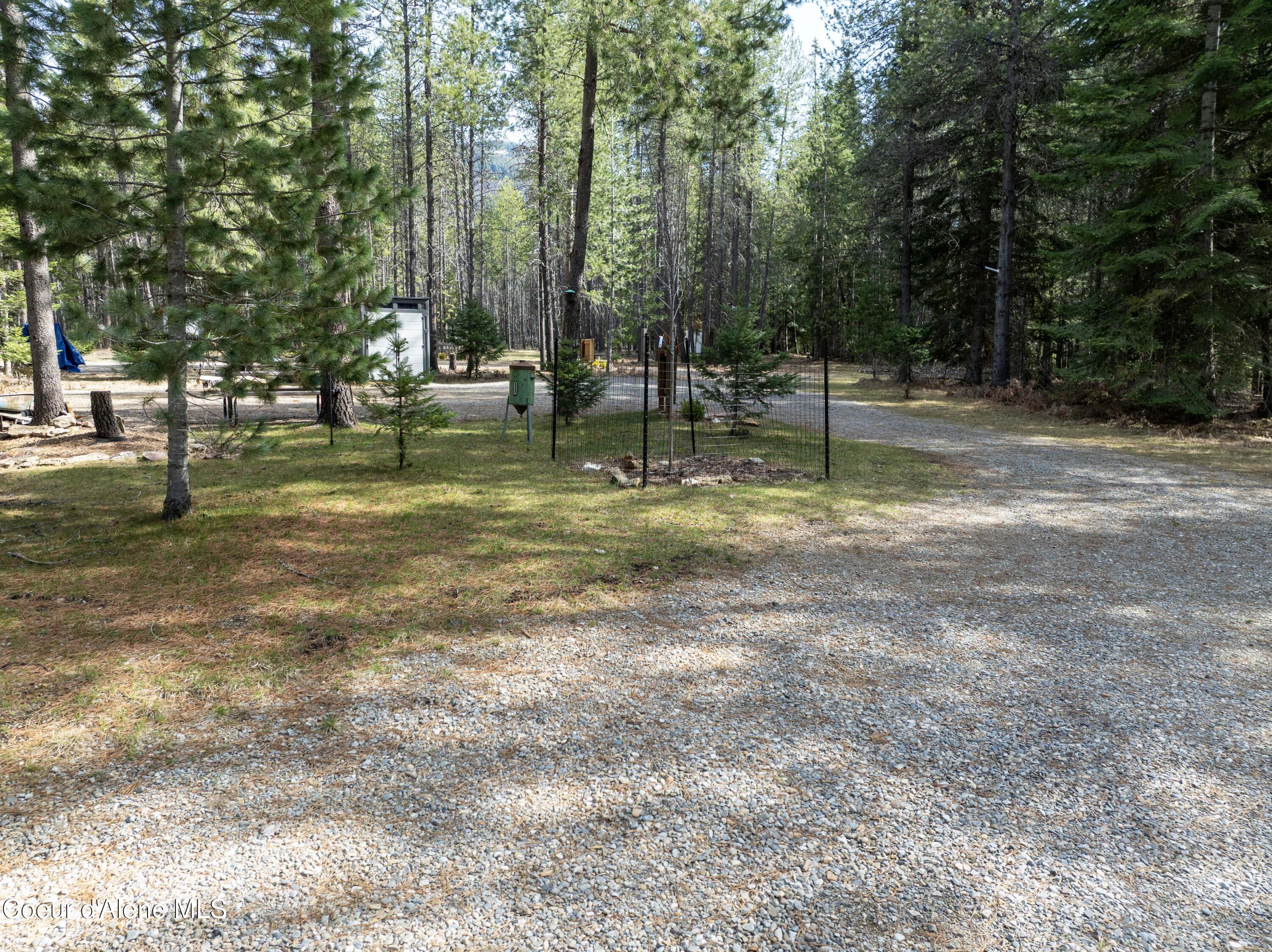 11271 Eastside Road Priest River, ID 83856 - Photo 10 of 39 Parked Out