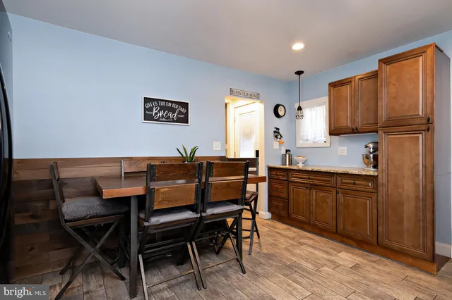 $299,900 | 132 Oak Avenue, Westville, NJ 08093