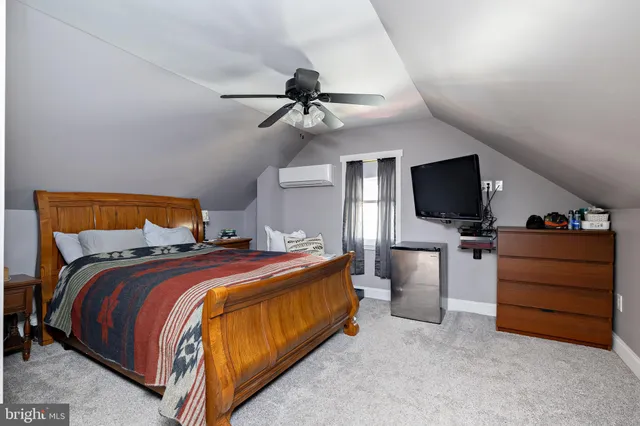 $299,900 | 132 Oak Avenue, Westville, NJ 08093