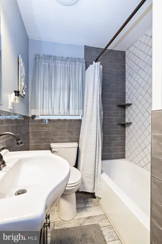 $299,900 | 132 Oak Avenue, Westville, NJ 08093