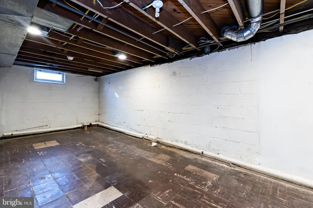 $299,900 | 132 Oak Avenue, Westville, NJ 08093