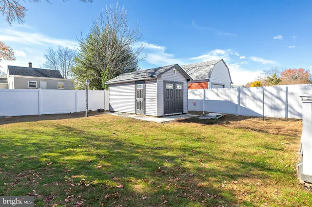 $299,900 | 132 Oak Avenue, Westville, NJ 08093