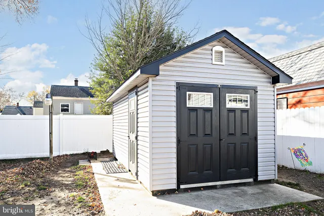 $299,900 | 132 Oak Avenue, Westville, NJ 08093