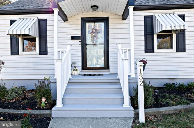 $299,900 | 132 Oak Avenue, Westville, NJ 08093
