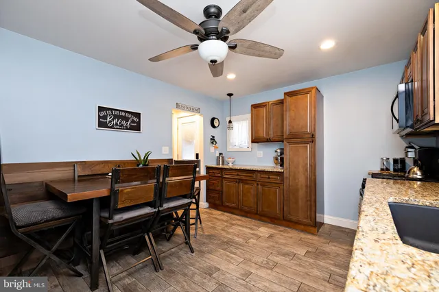 $299,900 | 132 Oak Avenue, Westville, NJ 08093