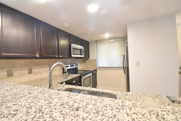 $249,900 | 9600 South Lake Ridge Drive, Unit 158, Bloomington, IN 47401