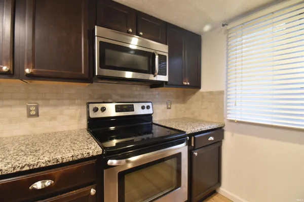 $249,900 | 9600 South Lake Ridge Drive, Unit 158, Bloomington, IN 47401