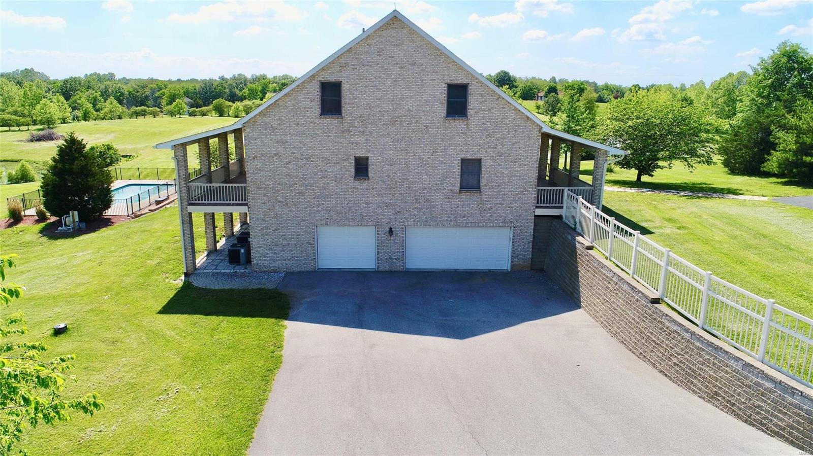 5552 Konarcik Road Waterloo, IL 62298 - Photo 5 of 84