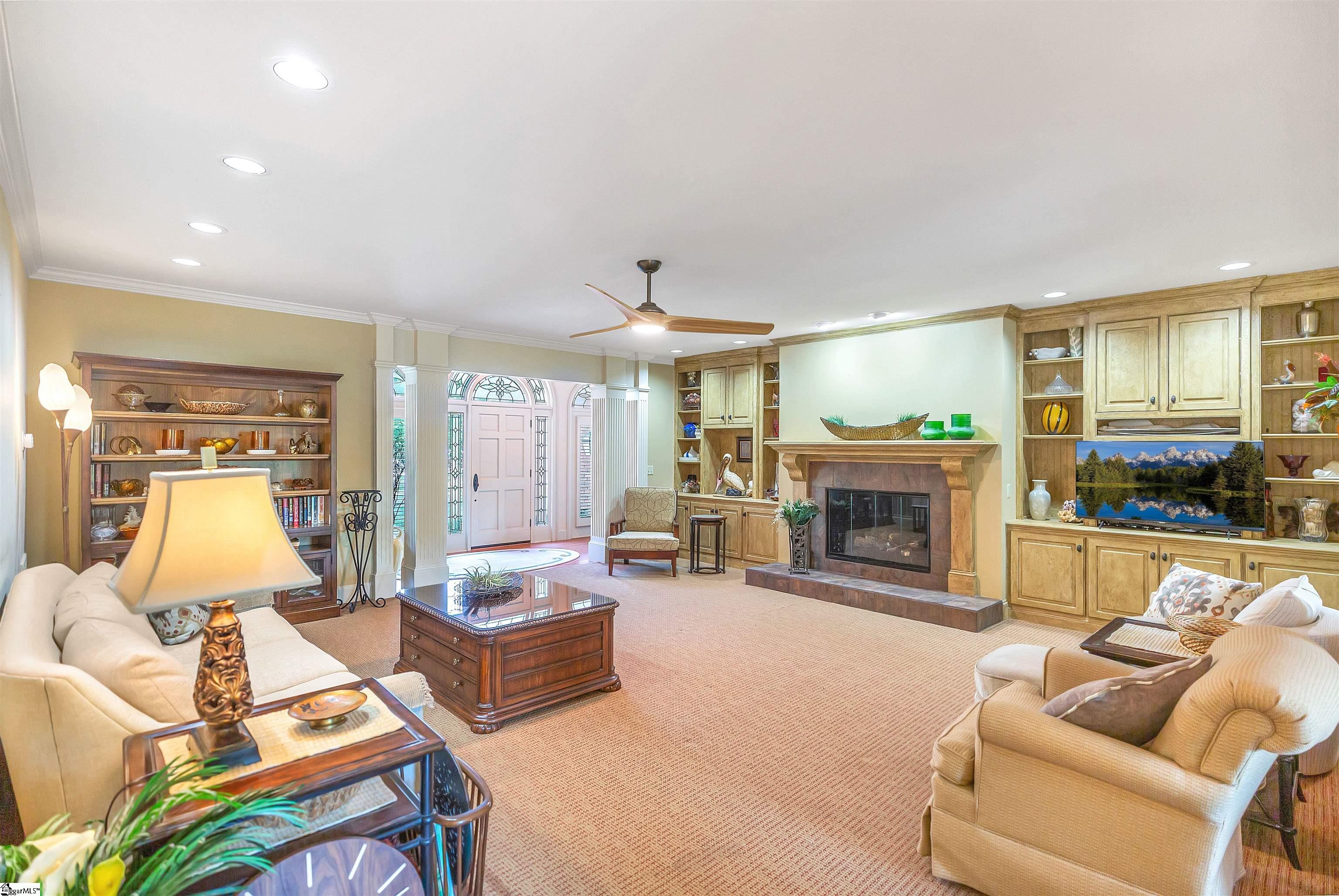 1002 Thornehill Drive Anderson, SC 29621 - Photo 5 of 43