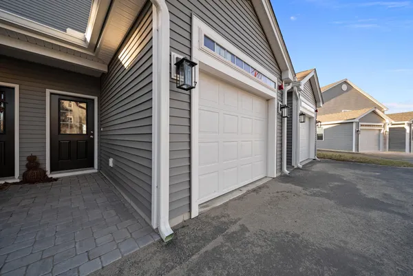 $560,000 | 7 Cypress Lane, Unit 5, Windham, NH 03087