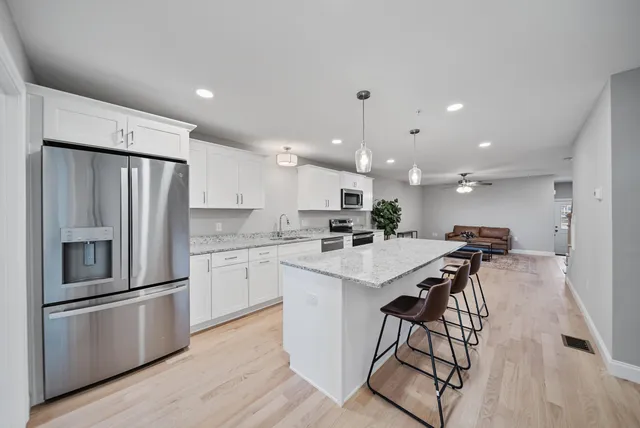 $570,000 | 7 Cypress Lane, Unit 5, Windham, NH 03087