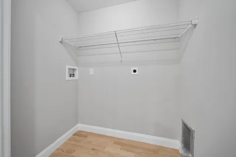 $570,000 | 7 Cypress Lane, Unit 5, Windham, NH 03087