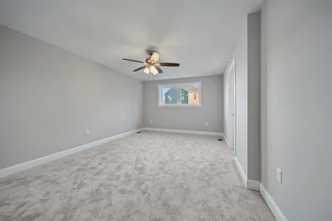 $570,000 | 7 Cypress Lane, Unit 5, Windham, NH 03087