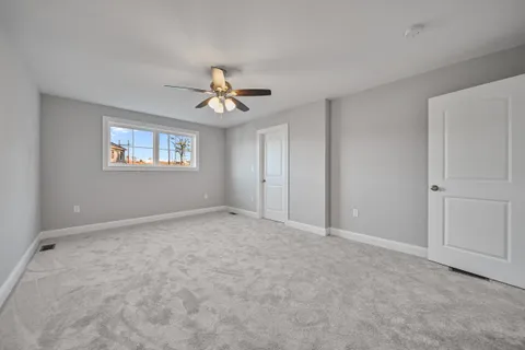 $570,000 | 7 Cypress Lane, Unit 5, Windham, NH 03087