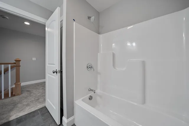 $570,000 | 7 Cypress Lane, Unit 5, Windham, NH 03087