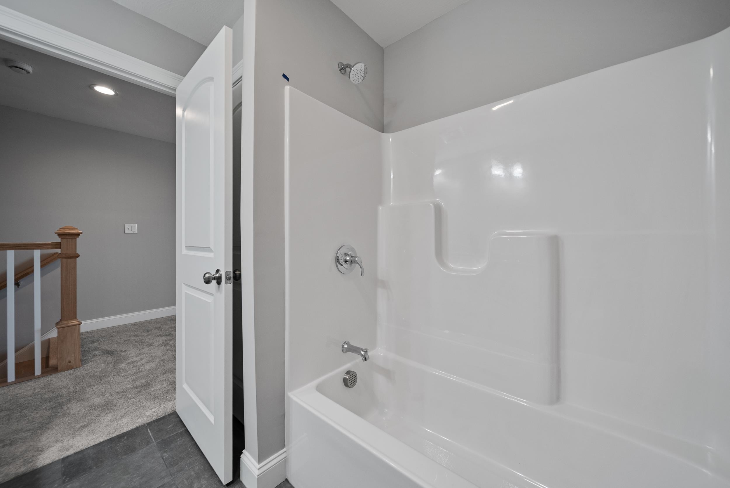 7 Cypress Lane, Unit 5 Windham, NH 03087 - Photo 36 of 46