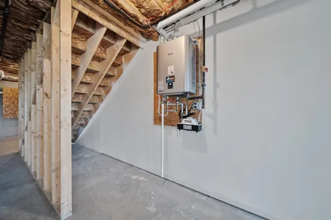 $570,000 | 7 Cypress Lane, Unit 5, Windham, NH 03087