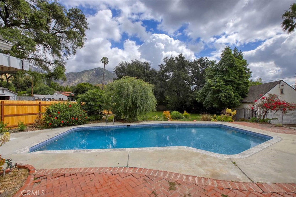 2360 Morslay Road Altadena, CA 91001 - Photo 27 of 44