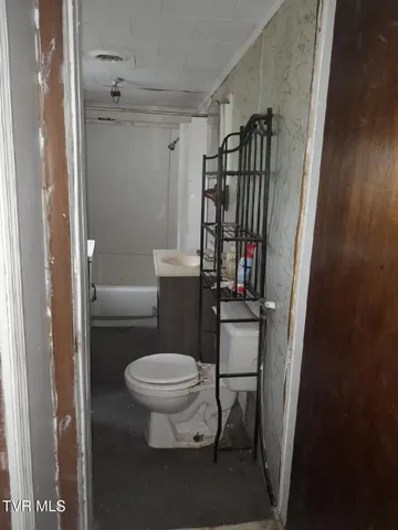 $19,150 | 109 Chestnut Avenue, Coeburn, VA 24230