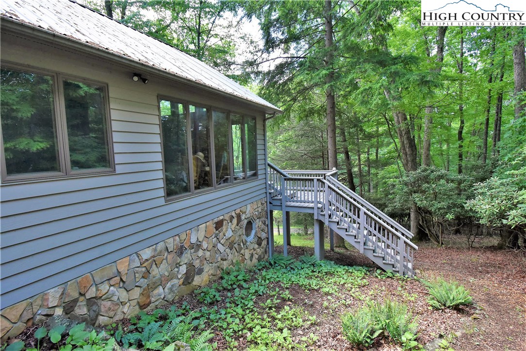 1435 West Deep Ford Road Lansing, NC 28643 - Photo 8 of 47 Gallery Image 8