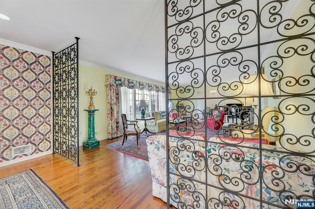 32 Litchfield Way Alpine, NJ 07620 - Photo 9 of 30